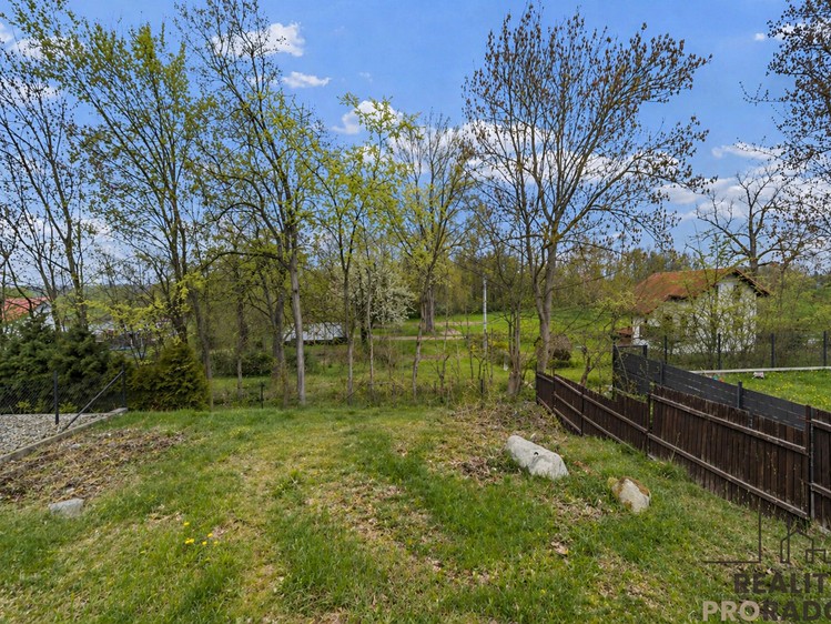 Prodej stavebního pozemku 404 m² - foto 4
