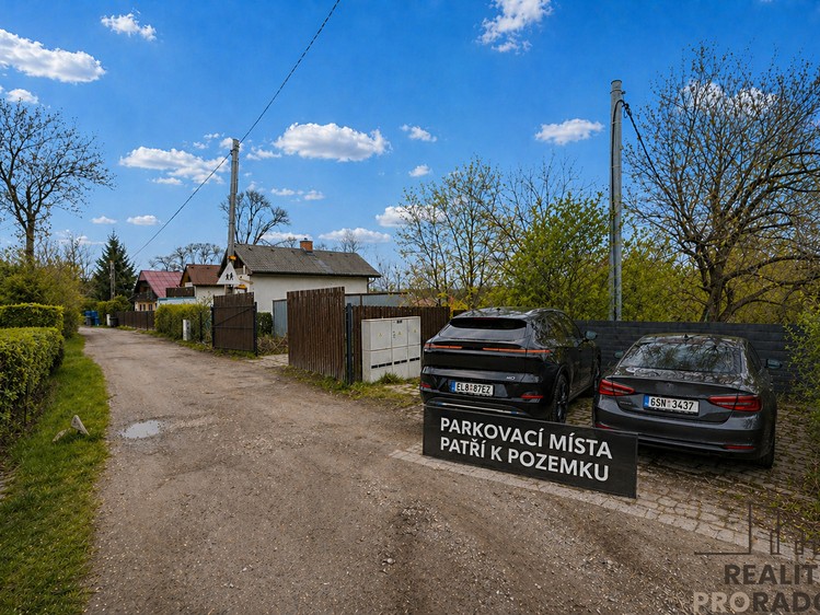 Prodej stavebního pozemku 404 m² - foto 5