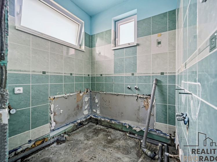 Prodej stavebního pozemku 711 m² - foto 7