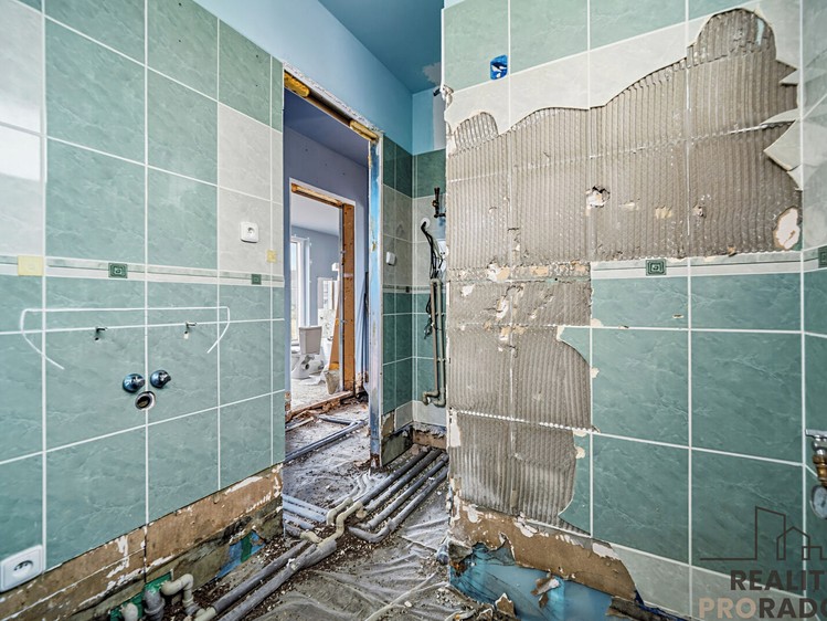 Prodej stavebního pozemku 711 m² - foto 8