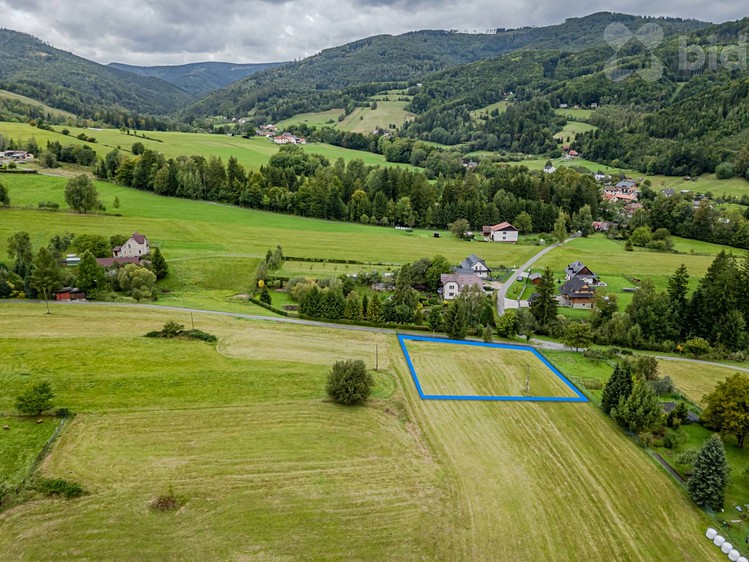 Prodej stavebního pozemku 2 193 m² - foto 2