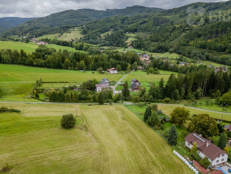 Prodej stavebního pozemku 2 193 m² - foto 7