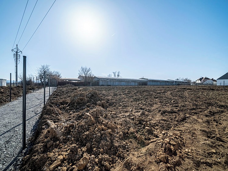 Prodej stavebního pozemku 743 m² - foto 3