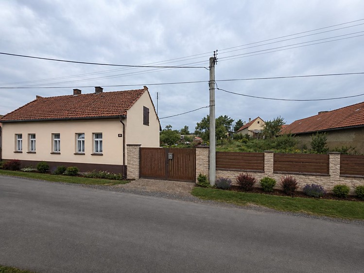 Prodej stavebního pozemku 2 020 m² - foto 2