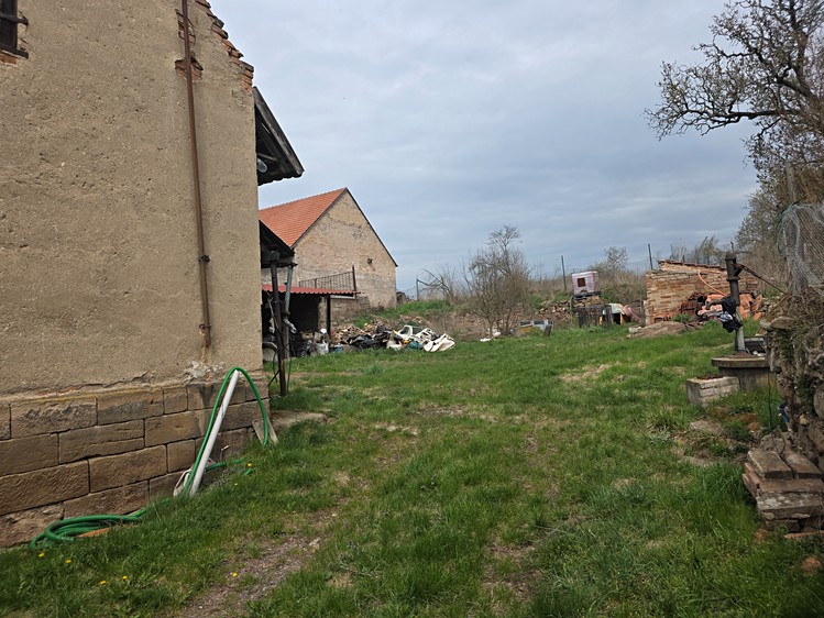 Prodej stavebního pozemku 2 020 m² - foto 6