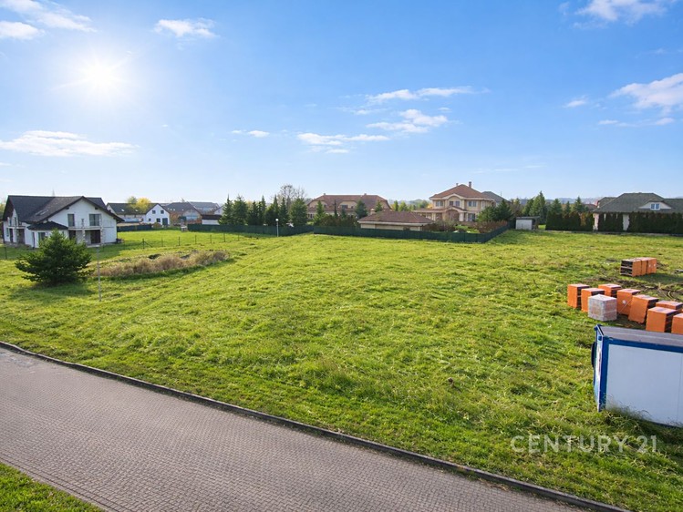 Prodej stavebního pozemku 1 707 m² - foto 6