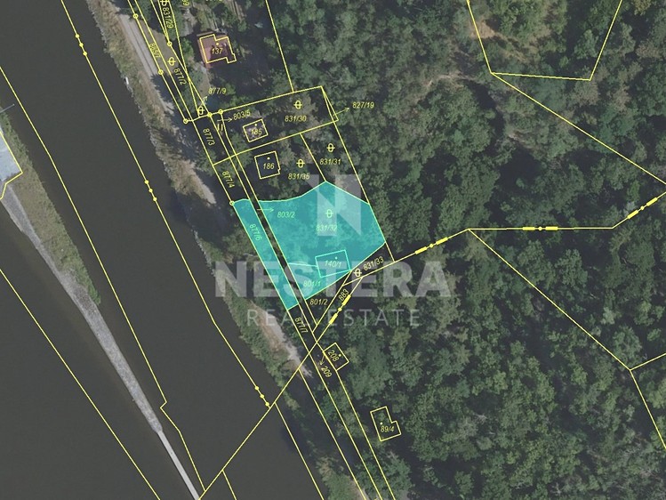 Prodej  stavebního pozemku 696 m² - foto 4