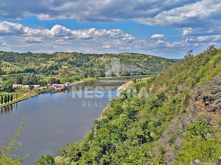 Prodej  stavebního pozemku 696 m² - foto 6