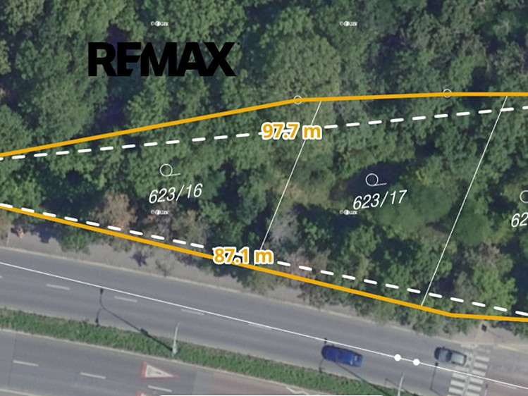Prodej pozemku 1 800 m² - foto 1