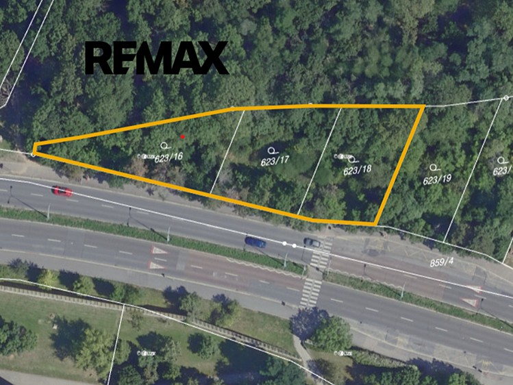 Prodej pozemku 1 800 m² - foto 3