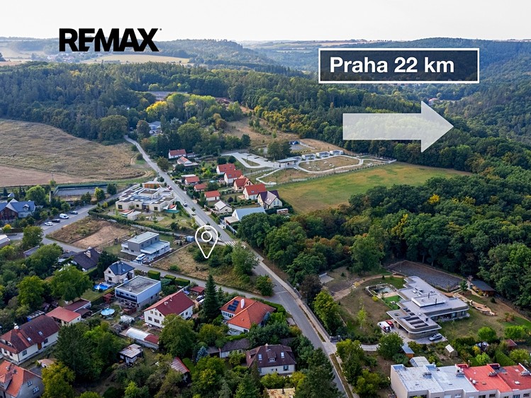 Prodej stavebního pozemku 1 380 m² - foto 3
