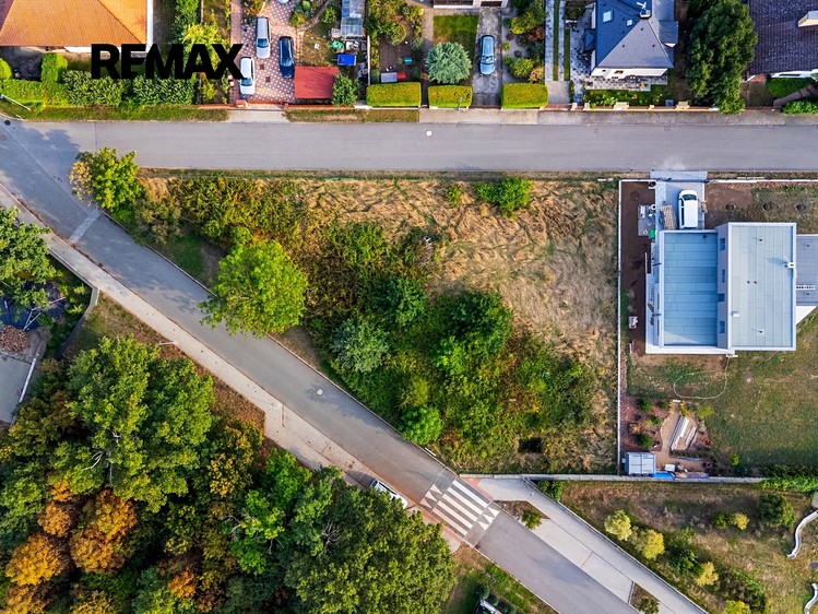Prodej stavebního pozemku 1 380 m² - foto 6