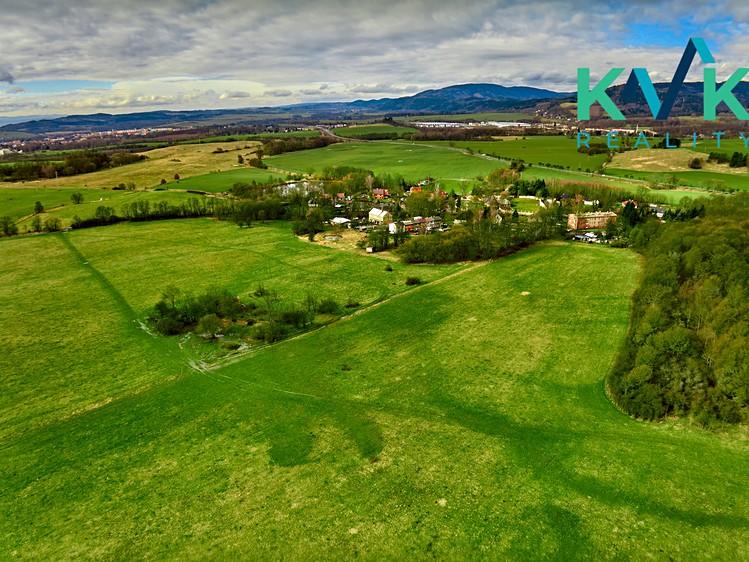 Prodej stavebního pozemku 1 066 m² - foto 5