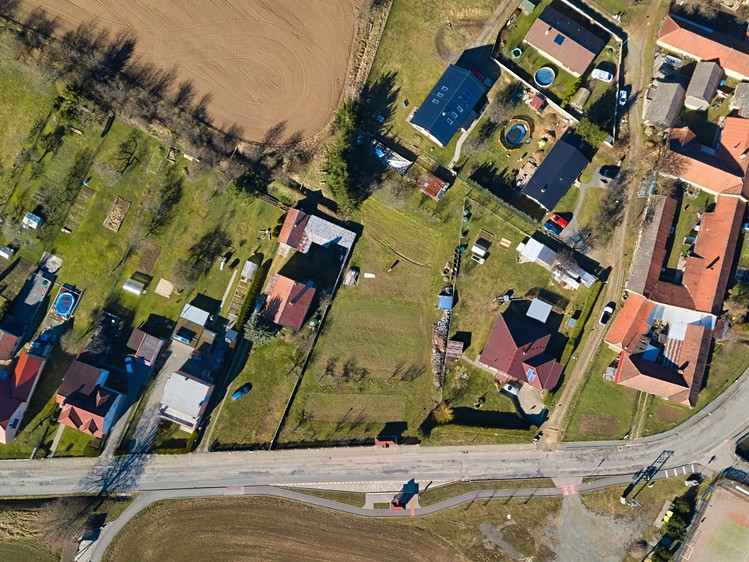 Prodej stavebního pozemku 1 150 m² - foto 5