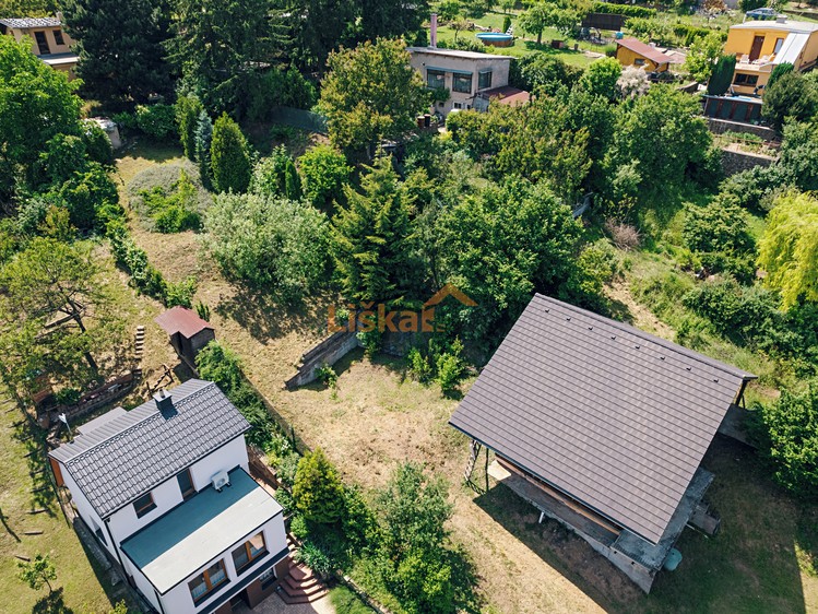 Prodej  stavebního pozemku 1 710 m² - foto 4