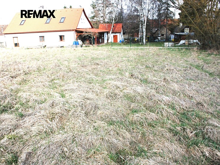 Prodej stavebního pozemku 1 020 m² - foto 5