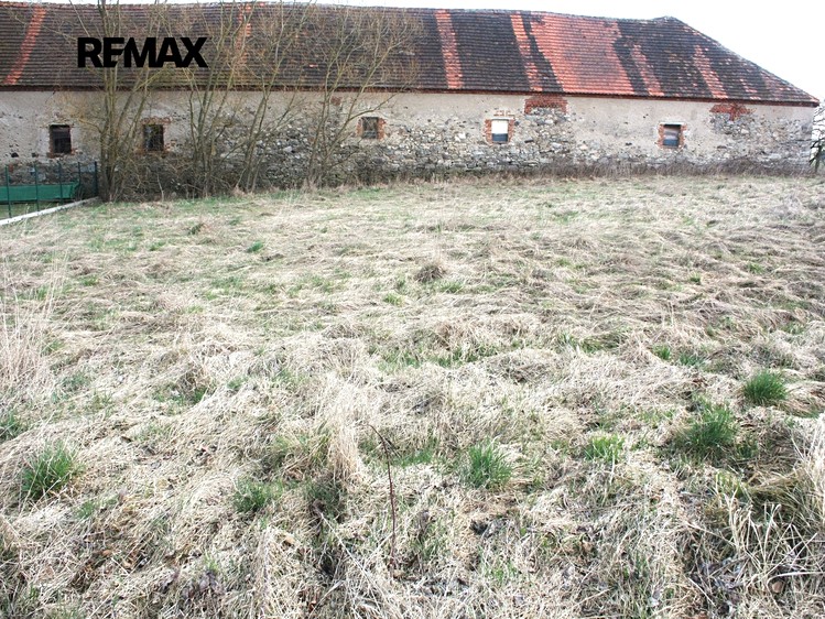 Prodej stavebního pozemku 1 020 m² - foto 7