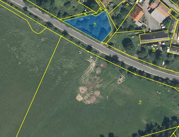 Prodej stavebního pozemku 1 077 m² - foto 1