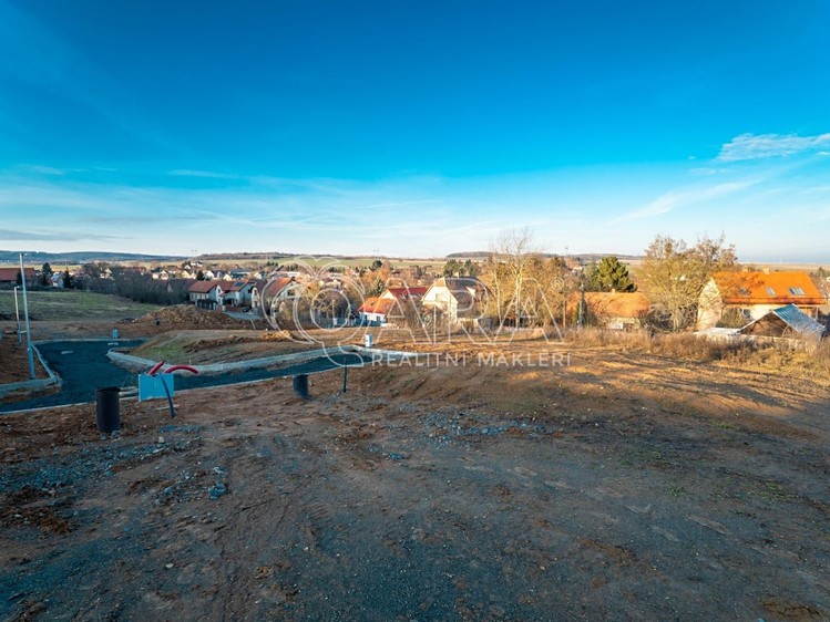 Prodej stavebního pozemku 862 m² - foto 6