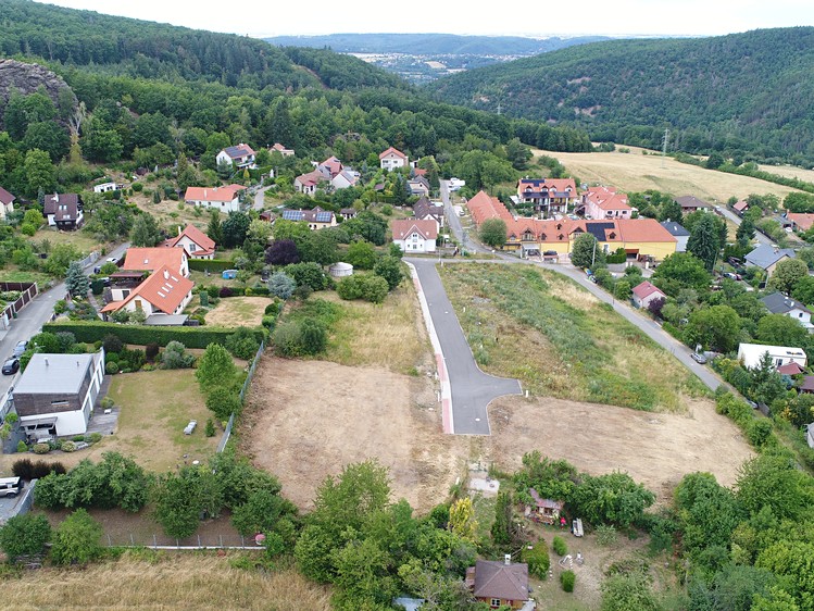Prodej stavebního pozemku 1 245 m² - foto 6