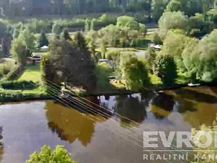 Prodej  stavebního pozemku 9 000 m² - foto 5