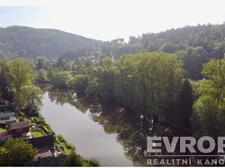 Prodej  stavebního pozemku 9 000 m² - foto 6