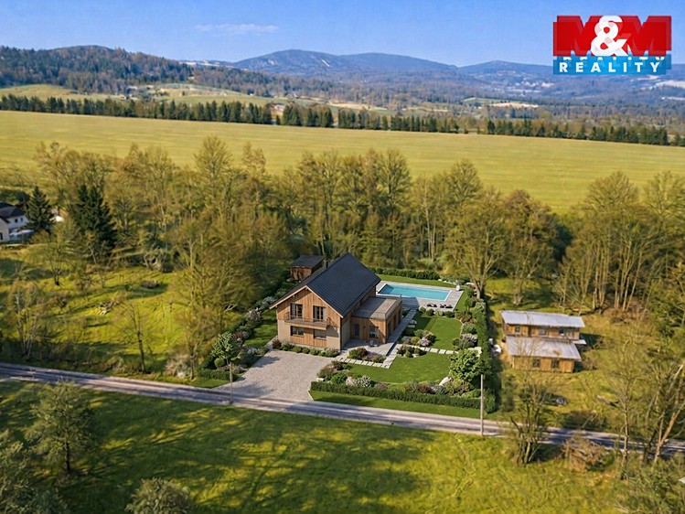 Prodej stavebního pozemku 2 846 m² - foto 2