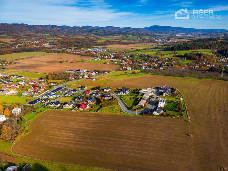 Prodej  stavebního pozemku 977 m² - foto 6