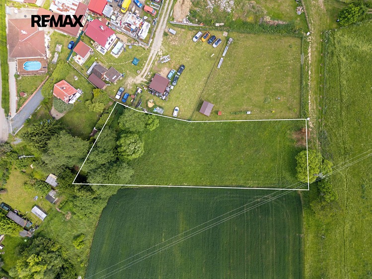 Prodej stavebního pozemku 2 512 m² - foto 5