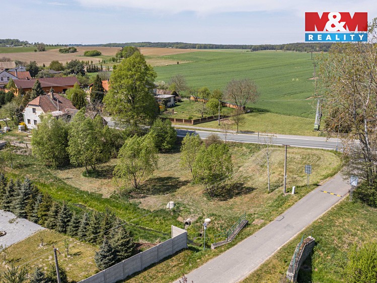 Prodej  stavebního pozemku 1 402 m² - foto 7