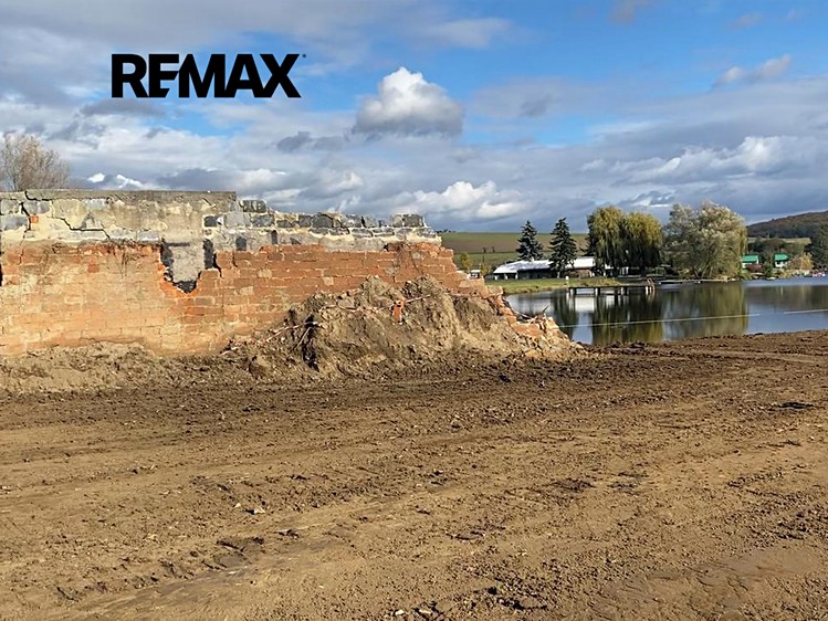 Prodej  komerčního pozemku 7 442 m² - foto 5