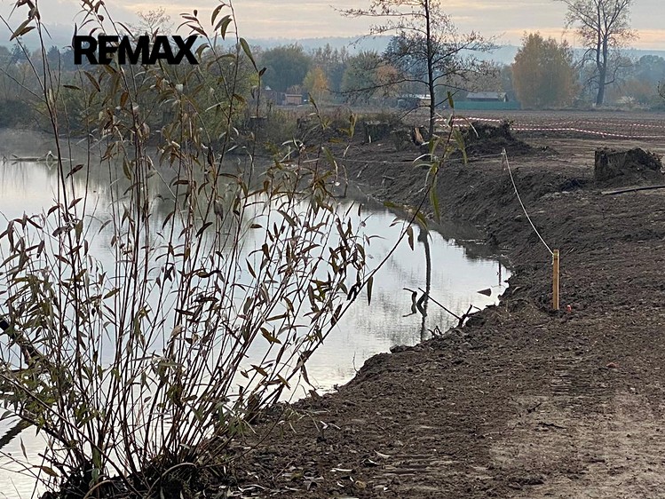Prodej  komerčního pozemku 7 442 m² - foto 6