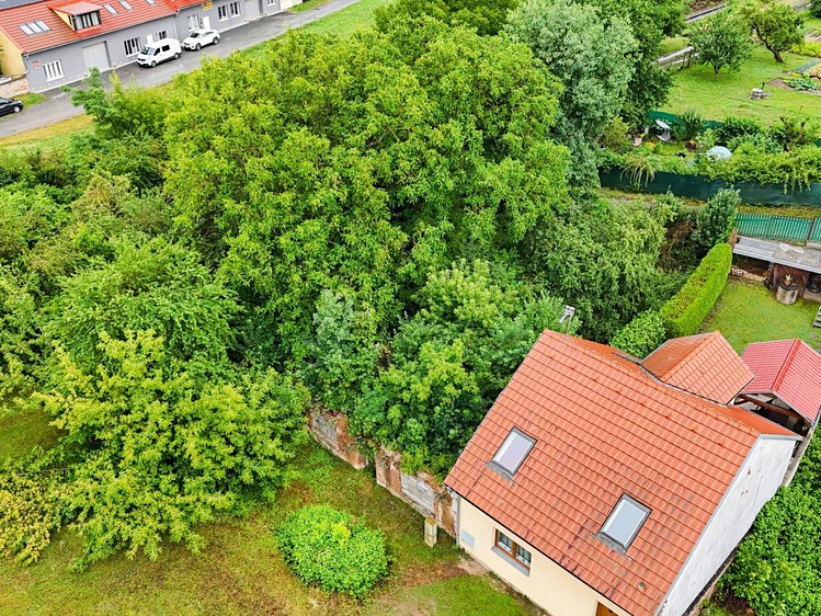 Prodej stavebního pozemku 298 m² - foto 3