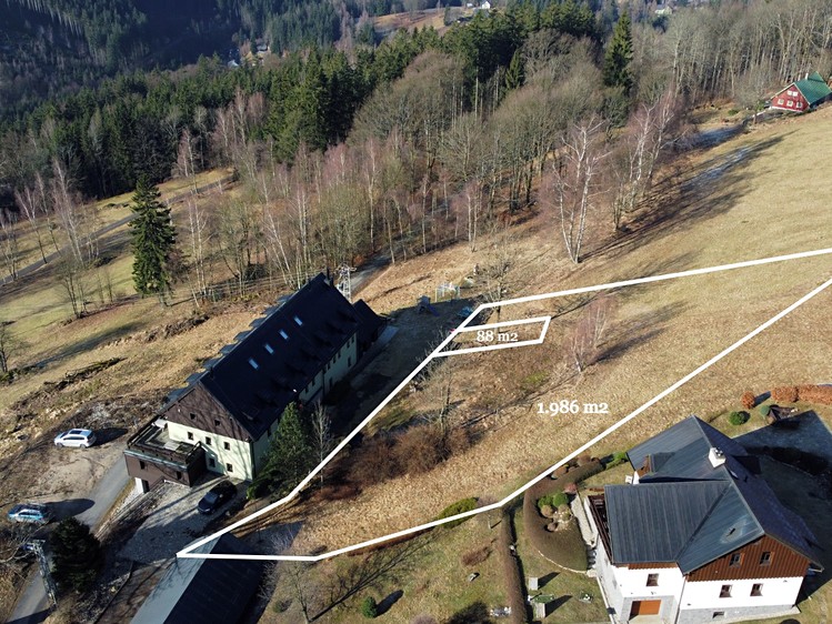 Prodej stavebního pozemku 2 074 m² - foto 2