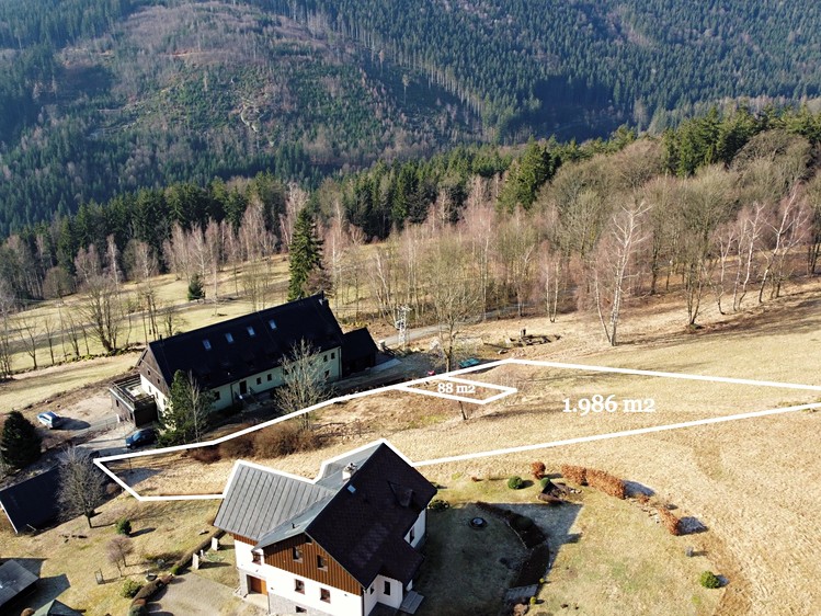 Prodej stavebního pozemku 2 074 m² - foto 4
