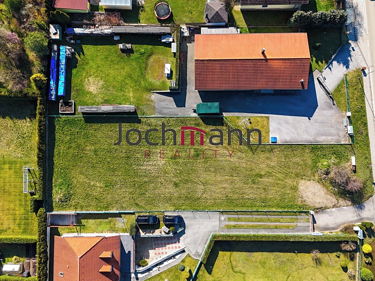 Prodej stavebního pozemku 1 253 m² - foto 2