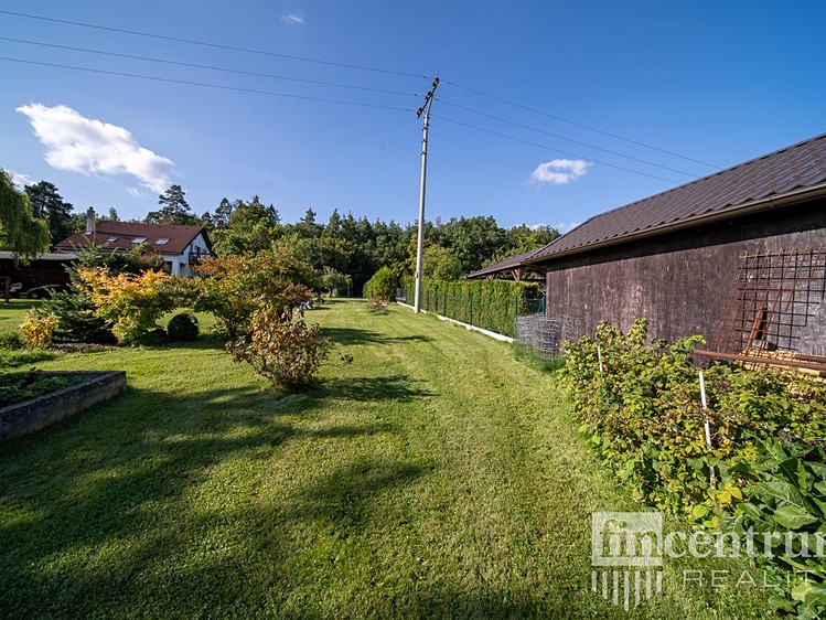 Prodej stavebního pozemku 2 500 m² - foto 7