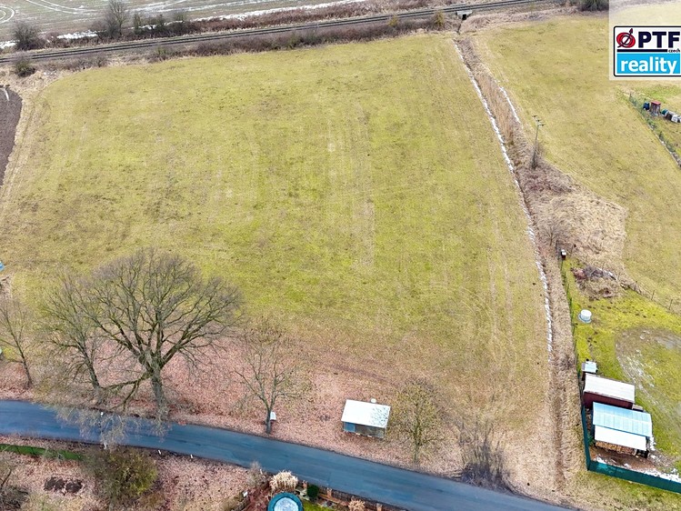 Prodej stavebního pozemku 4 000 m² - foto 2