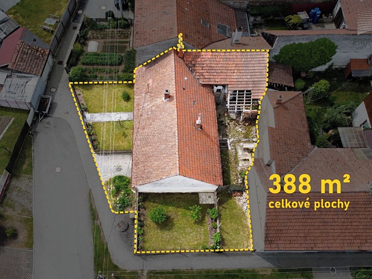 Prodej stavebního pozemku 388 m² - foto 4