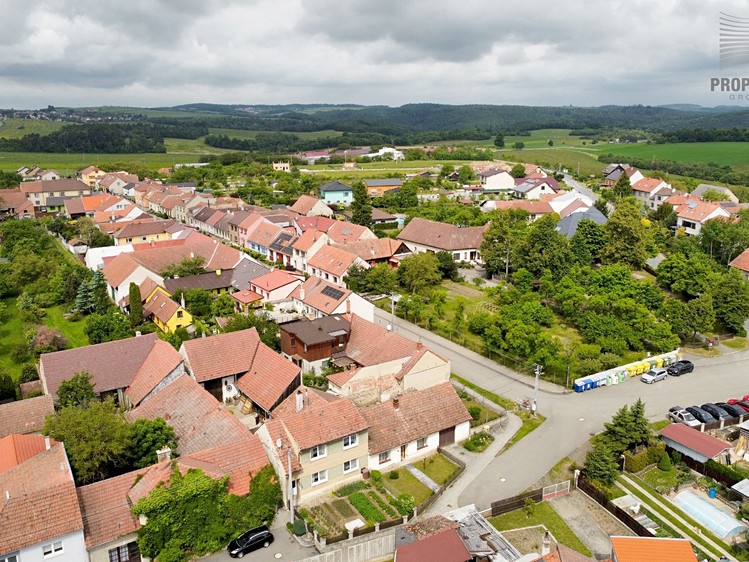 Prodej stavebního pozemku 388 m² - foto 6