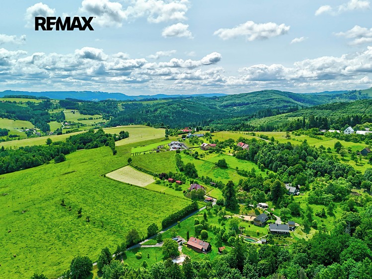 Prodej stavebního pozemku 3 000 m² - foto 2