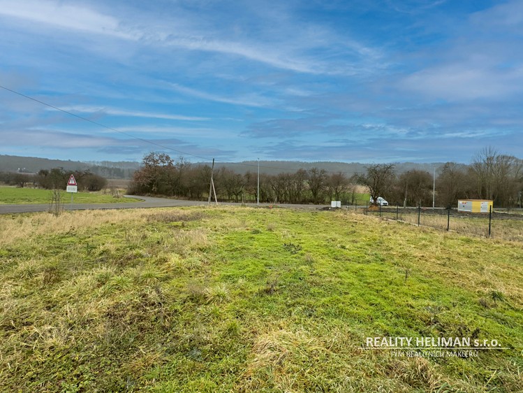 Prodej  stavebního pozemku 793 m² - foto 4