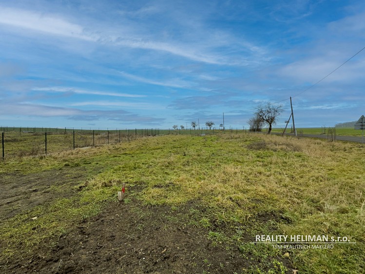 Prodej  stavebního pozemku 793 m² - foto 8