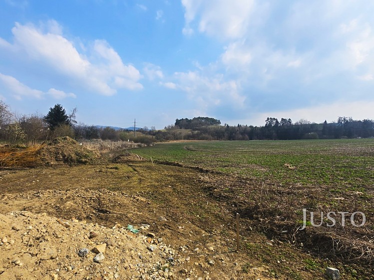 Prodej  stavebního pozemku 1 164 m² - foto 4