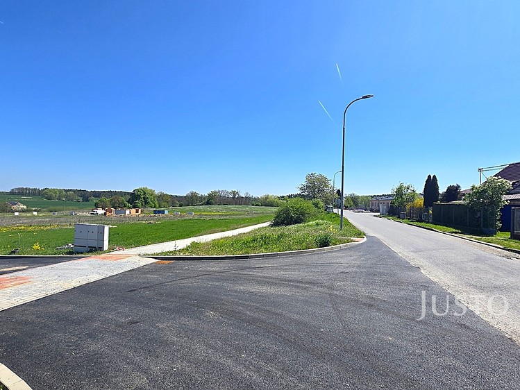 Prodej  stavebního pozemku 1 023 m² - foto 4