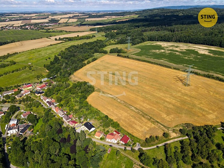 Prodej stavebního pozemku 1 108 m² - foto 3