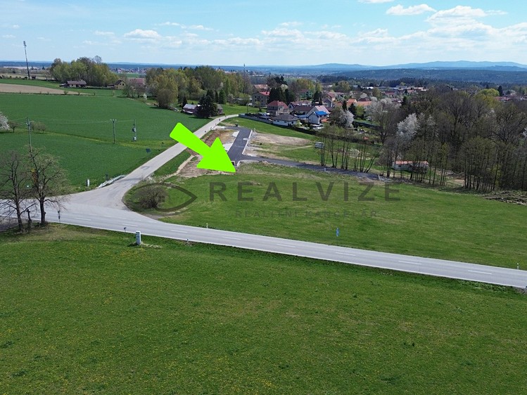 Prodej stavebního pozemku 832 m² - foto 1