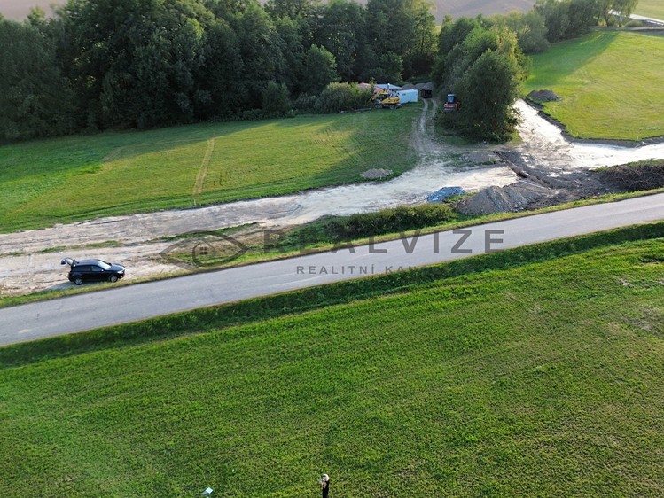 Prodej stavebního pozemku 832 m² - foto 5