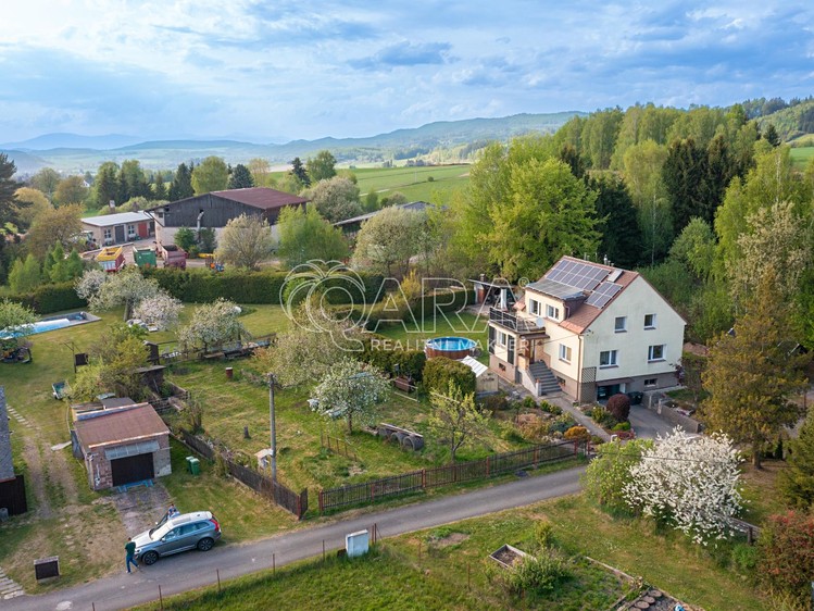 Prodej stavebního pozemku 615 m² - foto 1