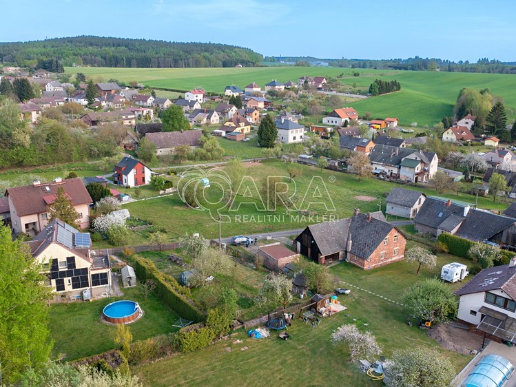 Prodej stavebního pozemku 615 m² - foto 3